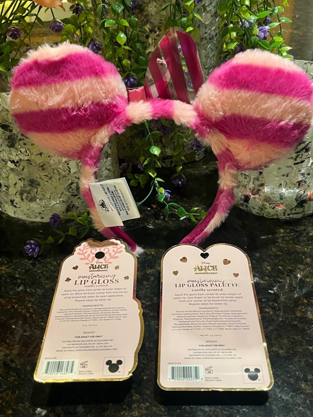 Disney parks Alice in wonderland Cheshire Cat mouse ears queen of hearts lip set - Picture 8 of 9